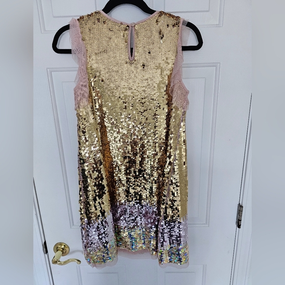 Mini Boden Sequin Flutter Sleeve Dress - Sz 11-12y - Picture 2 of 5